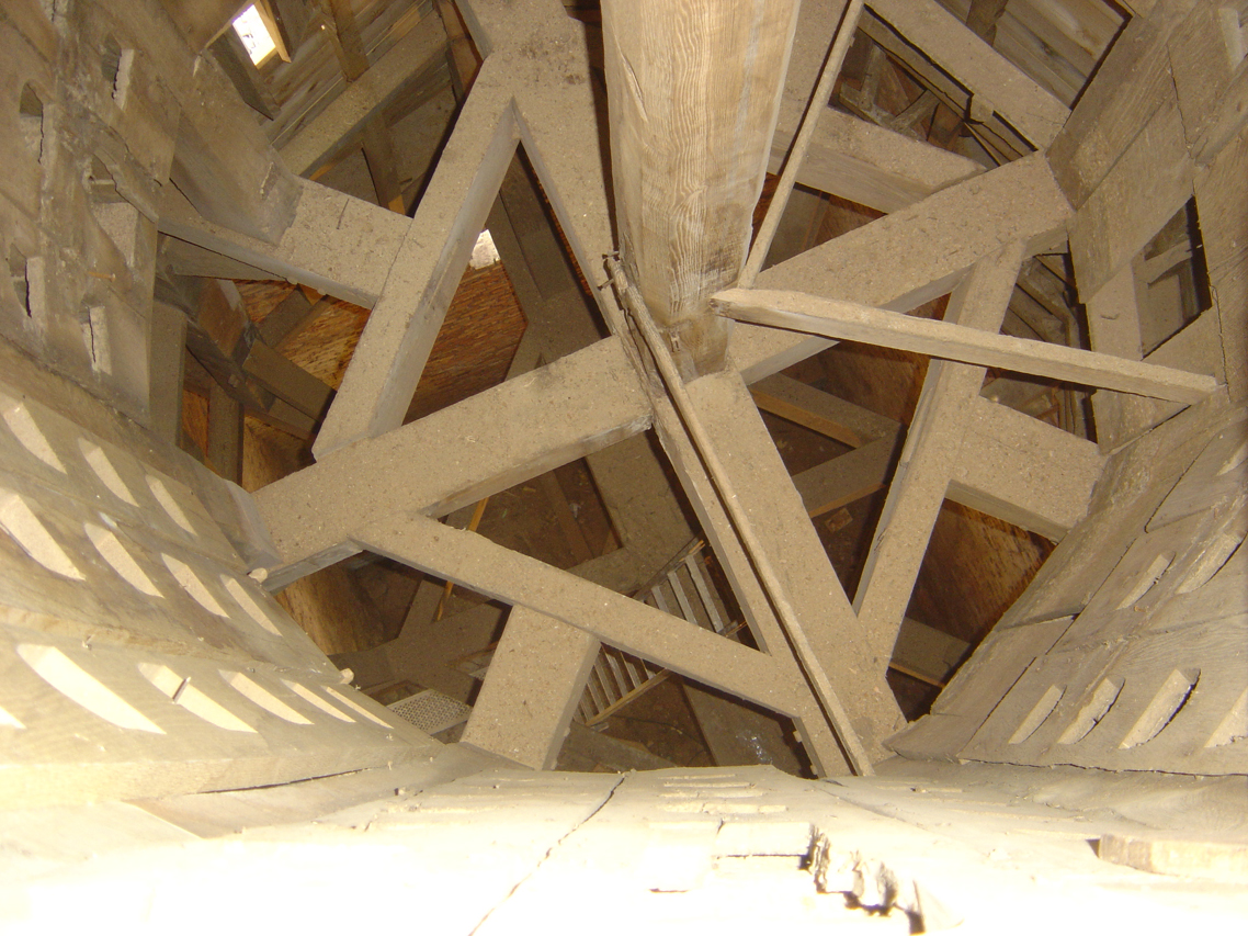 rénovation des boulins du colombier de l'abbaye de Floreffe vus de l'intérieur